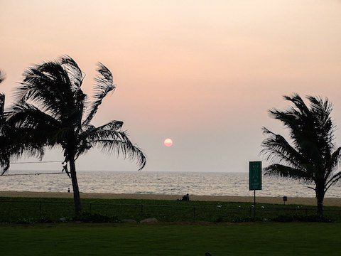 HELITANCE NEGOMBO|サラトラベルスリランカ