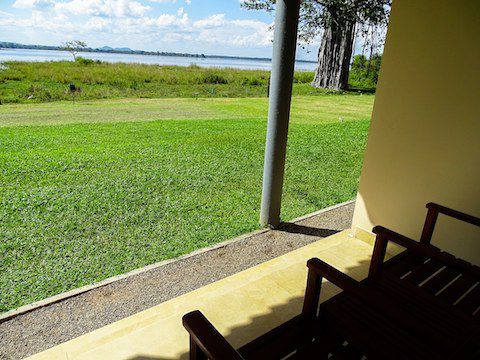 LAKE HOUSE|サラトラベルスリランカ