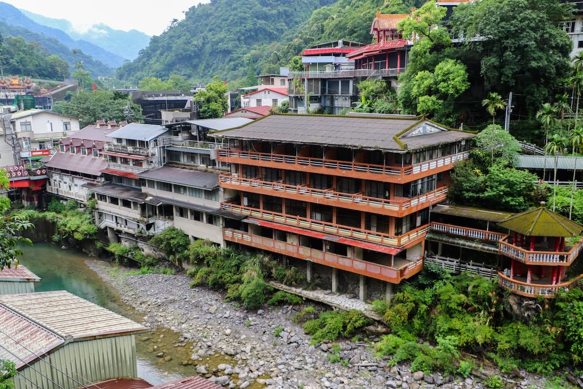 烏来温泉明月旅館|台湾旅行はサラトラベル台湾