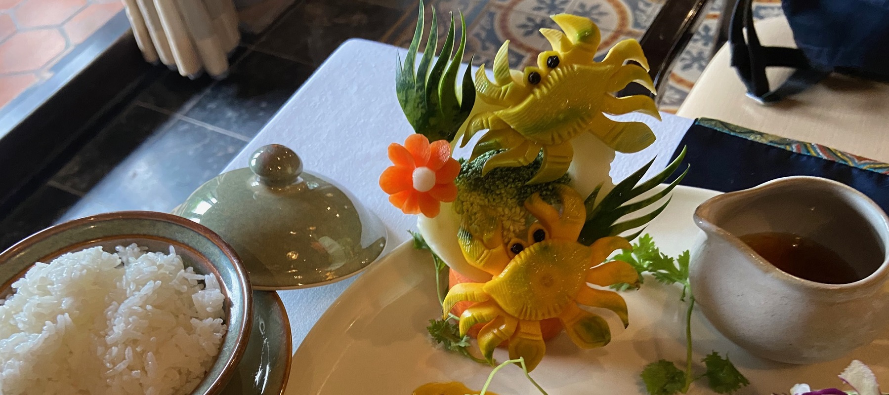 ホイアン旅行はサラトラベルベトナム