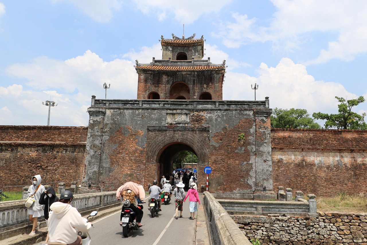 ホイアン旅行はサラトラベルベトナム